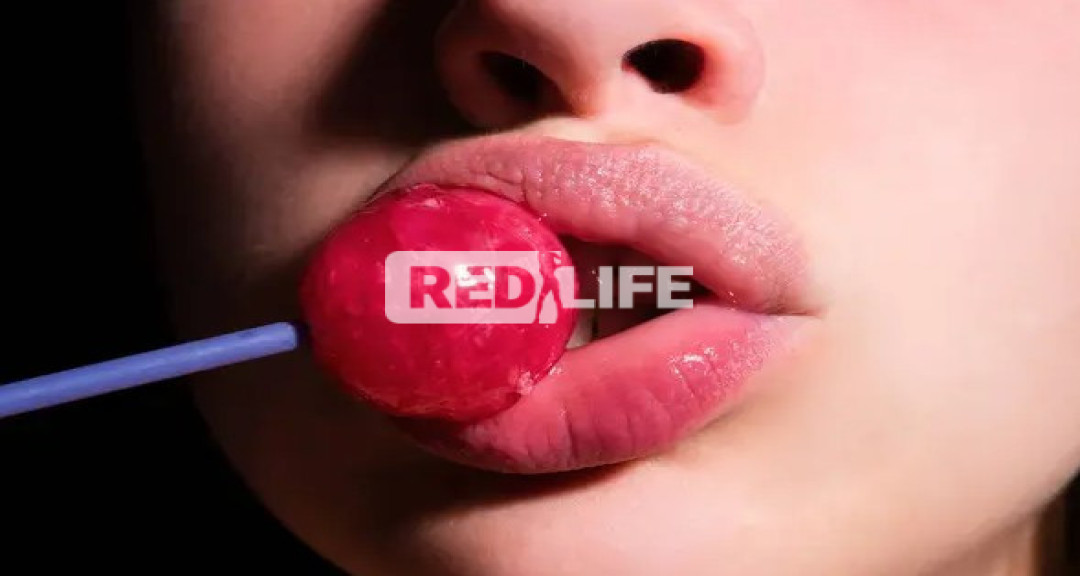 Cum fetish.&nbsp;
Shoot involves working with